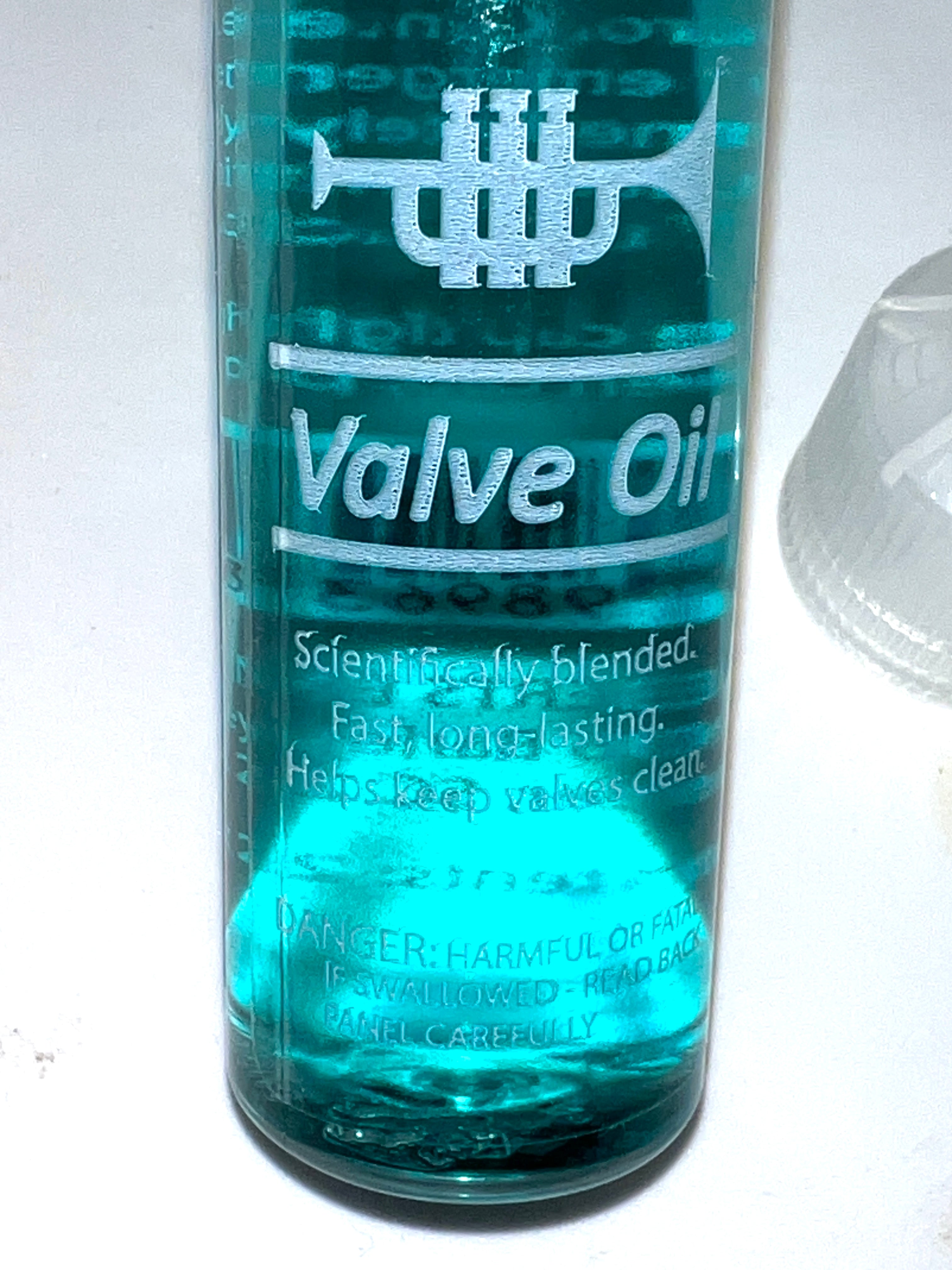 Blue Juice Valve Oil Fast Action 2 oz Trumpet Green petroleum product