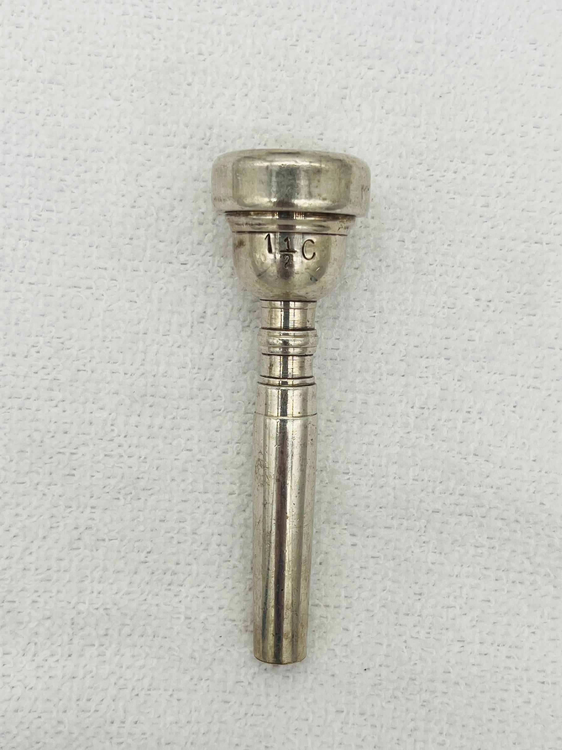 UMI 1 1/2C Trumpet Mouthpiece Rim Scratches USED*