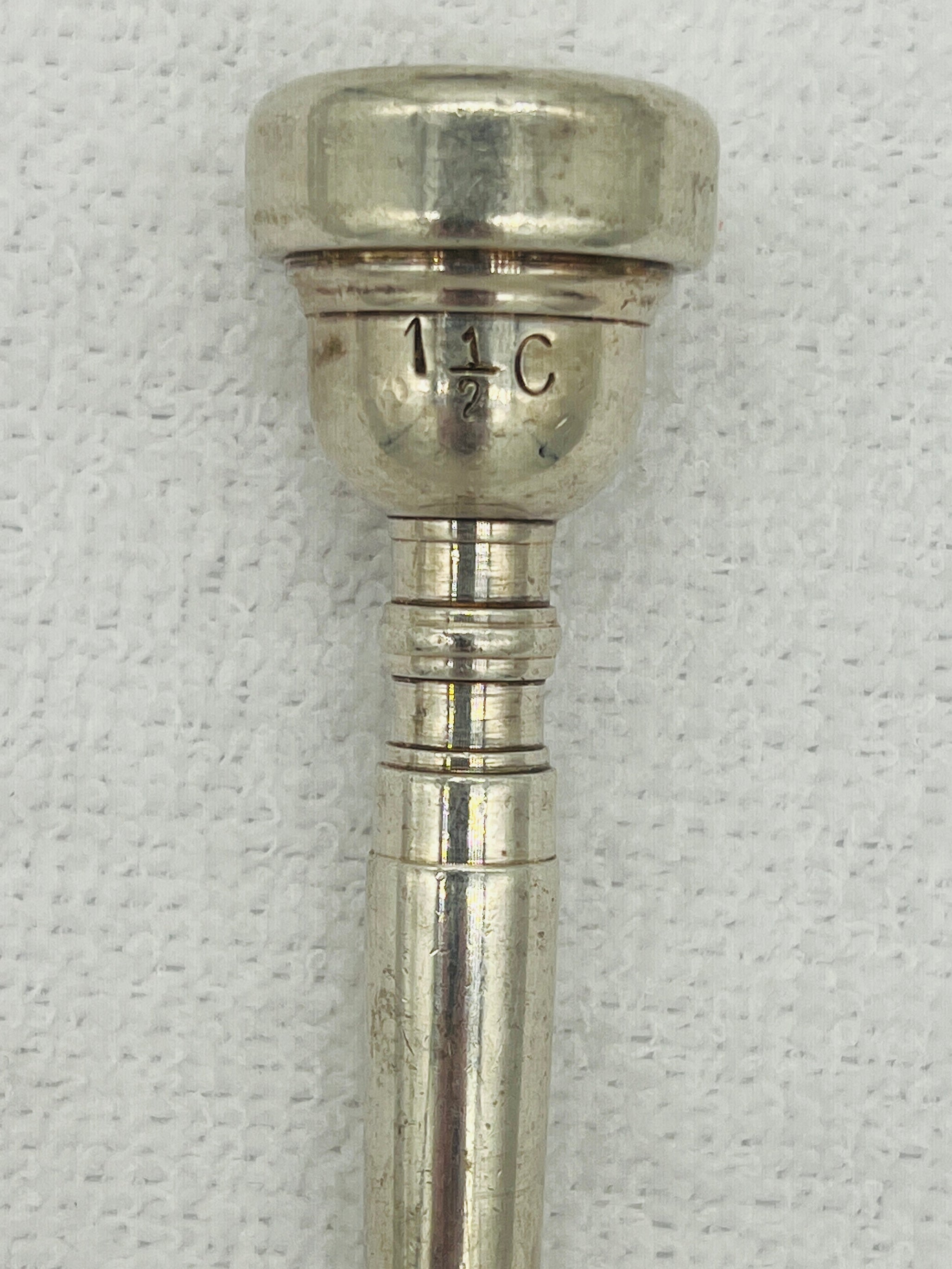 UMI 1 1/2C Trumpet Mouthpiece Rim Scratches USED*