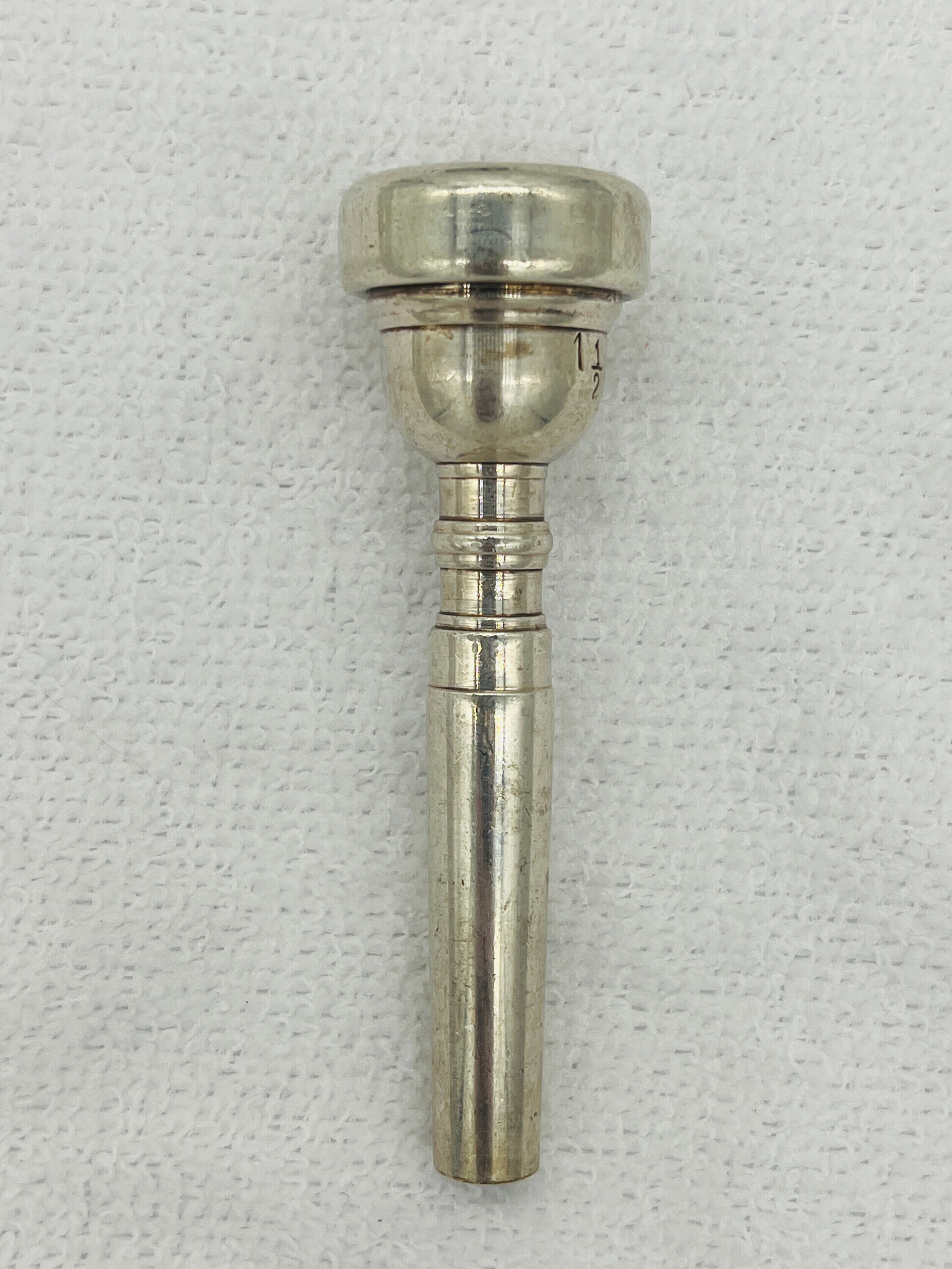 UMI 1 1/2C Trumpet Mouthpiece Rim Scratches USED*